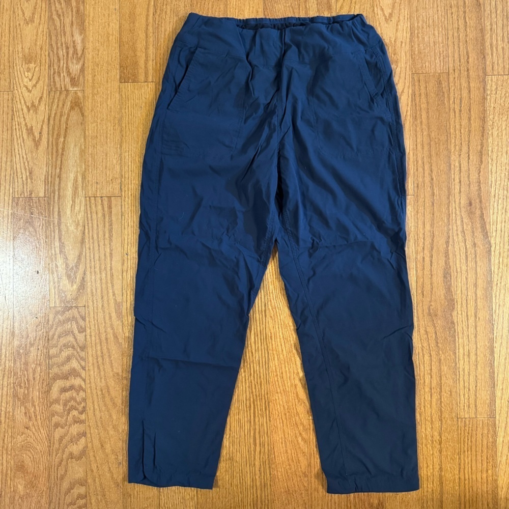 The North Face Navy Blue Jogger Sweatpants Women’s Size L